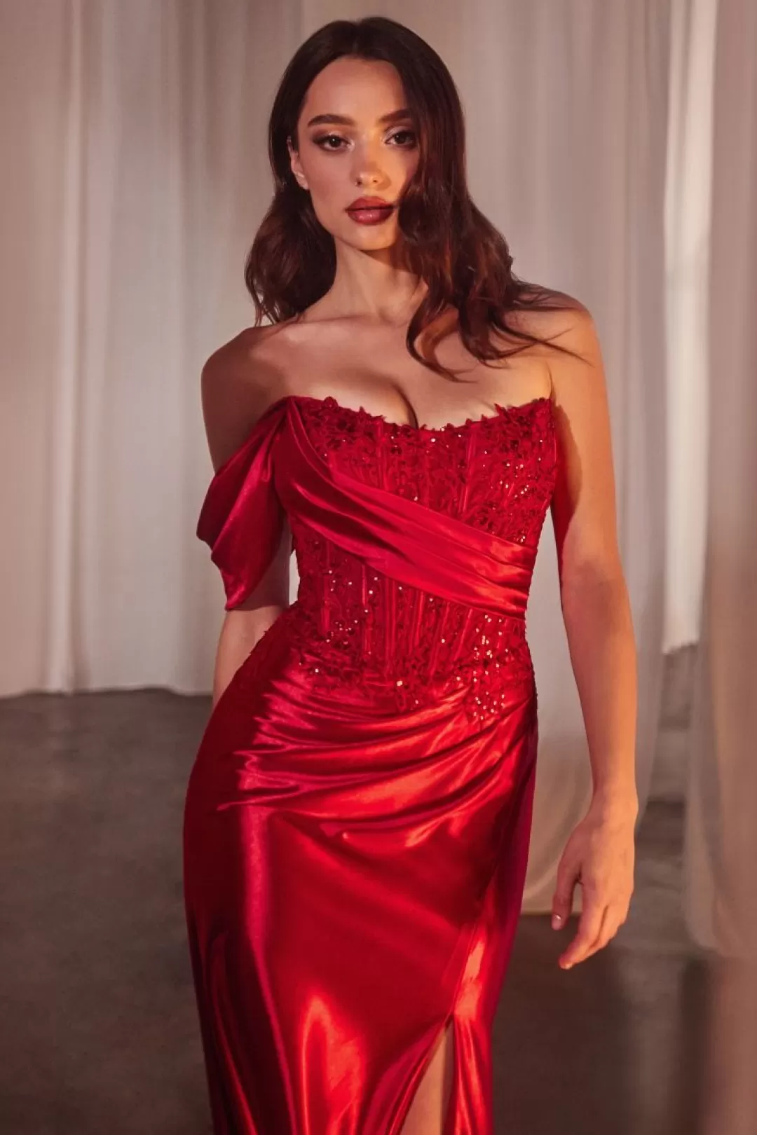 Robe de soirée dos nu La Divine CD804 - Modèle élégant sans bretelles par Store TP Kjoler