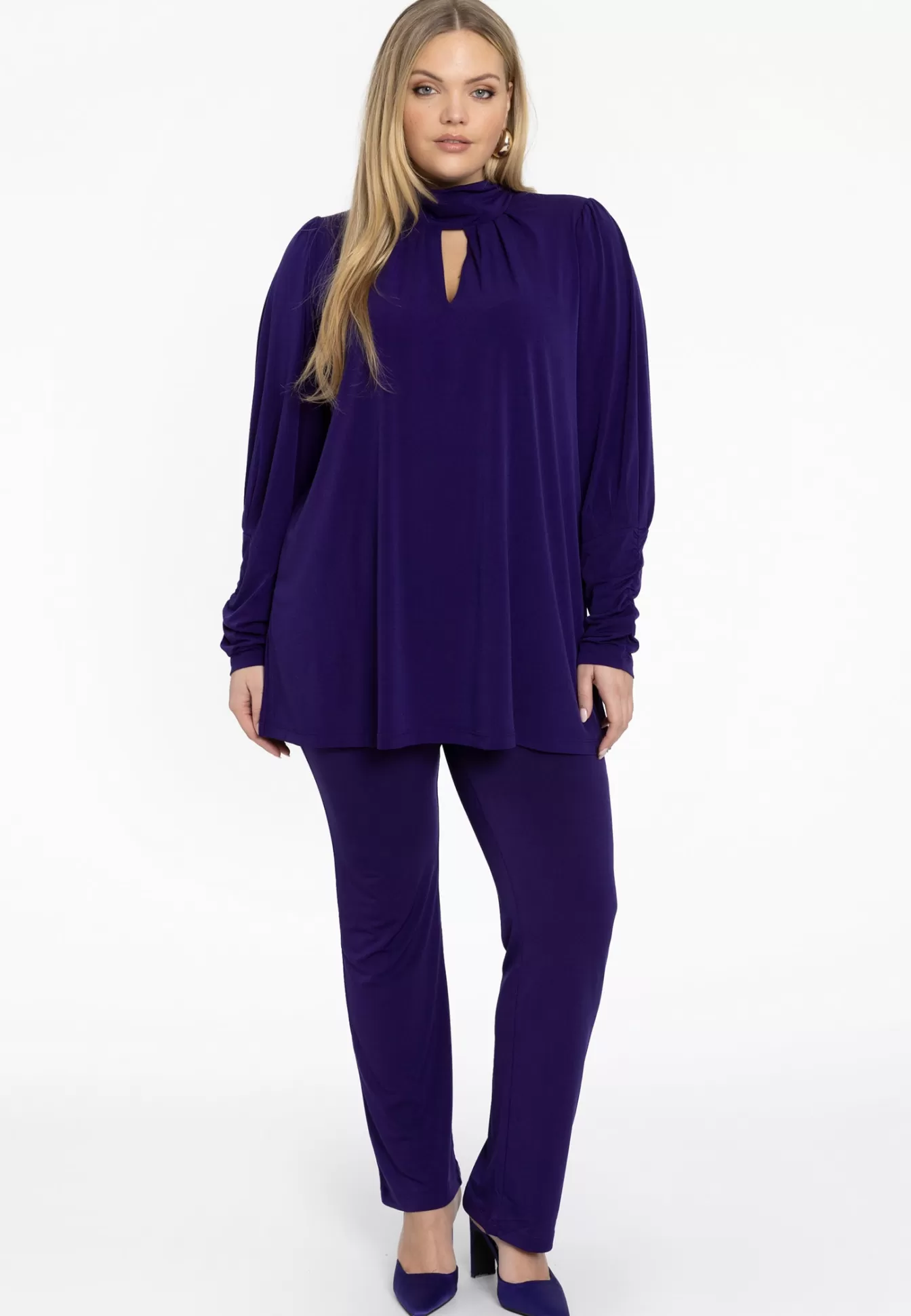 Robe fluide à plissures élégantes - Tonique Violet Dolce par YOEK Collection Automne